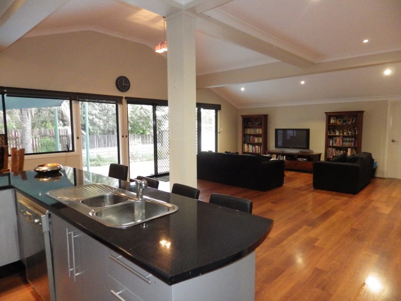 17 Miscamble Street, Roma QLD 4455