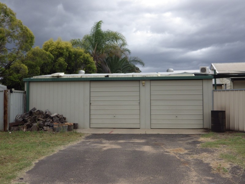 17 Miscamble Street, Roma QLD 4455