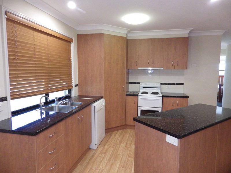 5 Russell Street, Wallumbilla QLD 4428