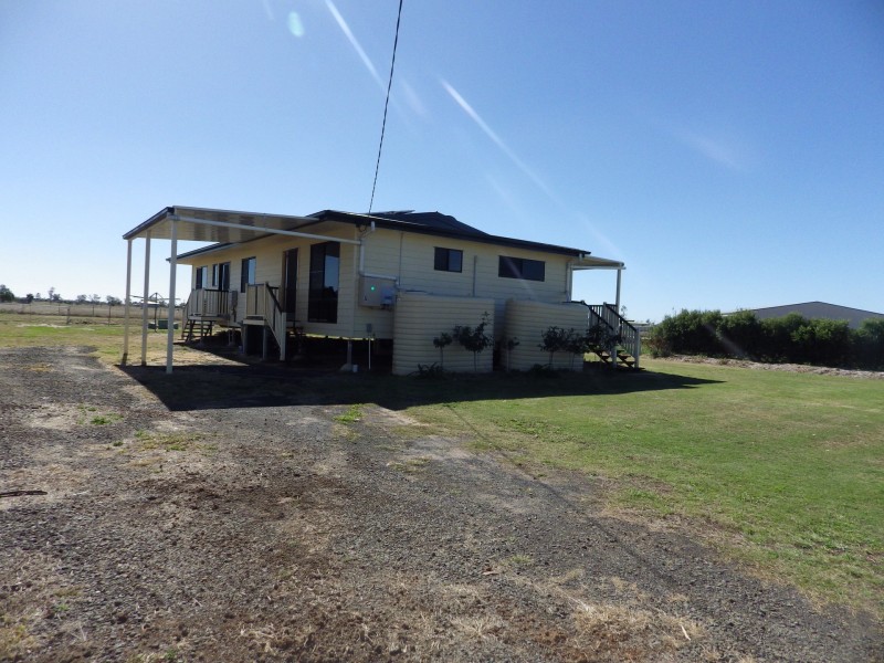 5 Russell Street, Wallumbilla QLD 4428