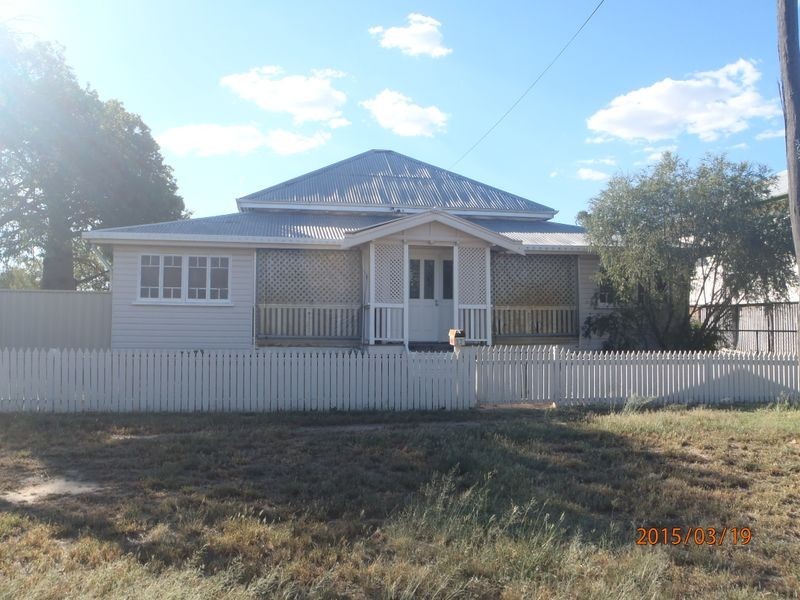 17 May Street, Roma QLD 4455