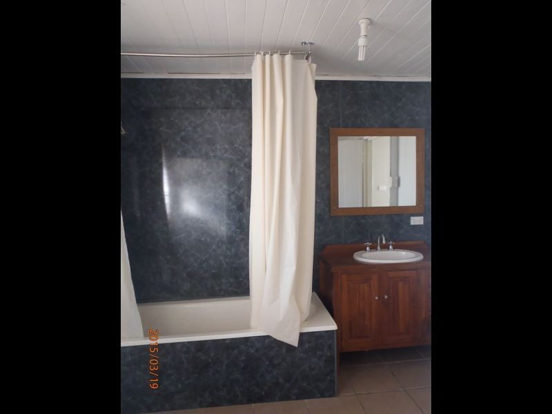 17 May Street, Roma QLD 4455