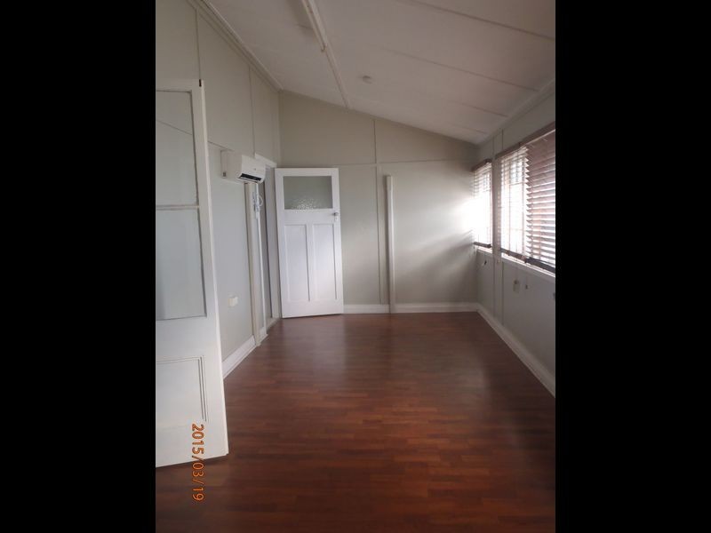 17 May Street, Roma QLD 4455