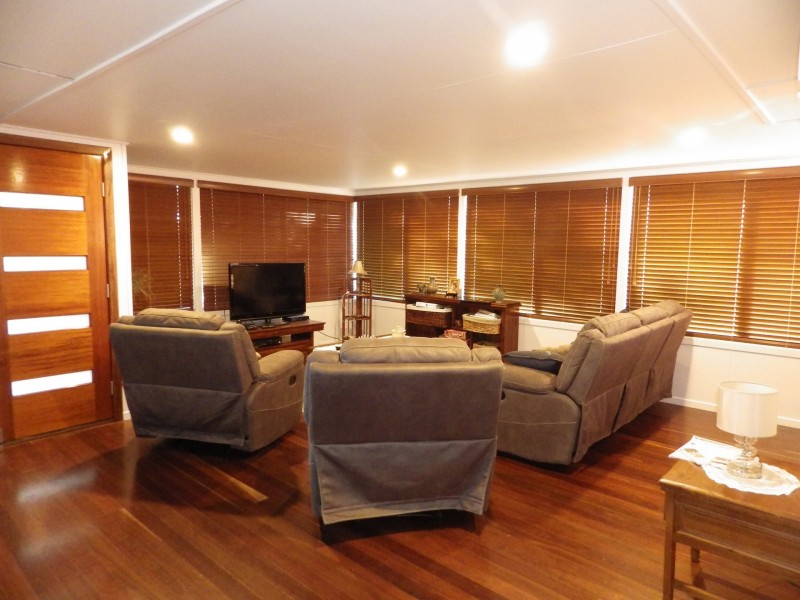 2 Borland Street, Roma QLD 4455