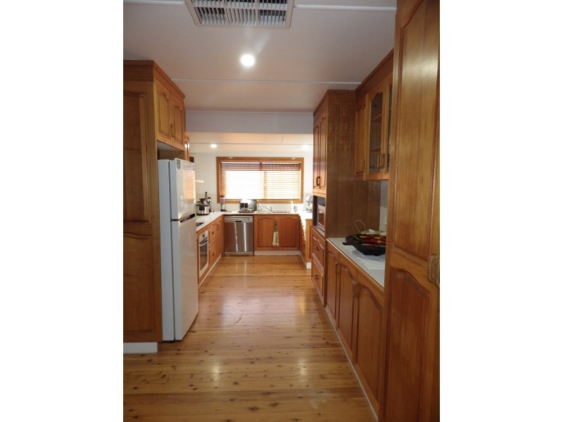 2 Borland Street, Roma QLD 4455