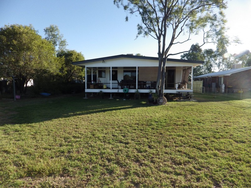 2 Borland Street, Roma QLD 4455