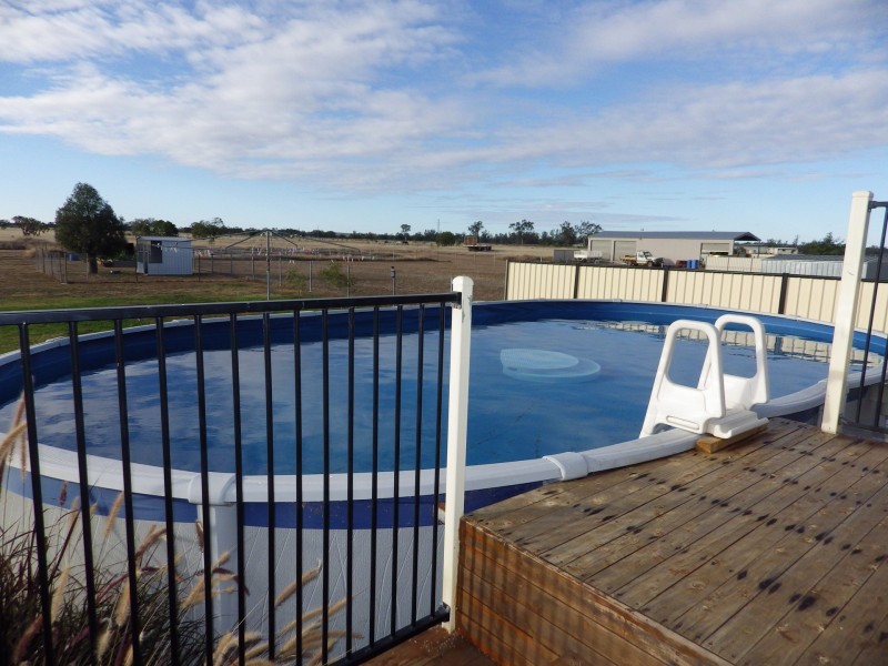 15 Russell Street, Wallumbilla QLD 4428