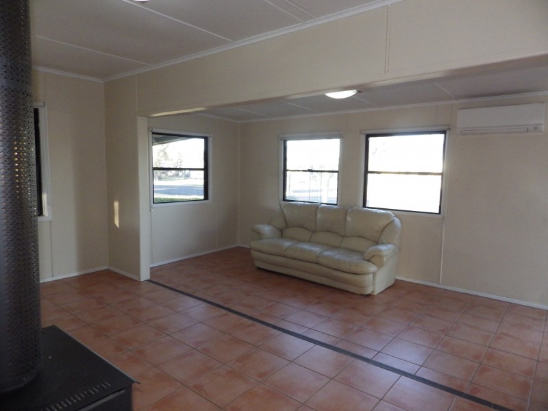 21 Spencer Street, Roma QLD 4455