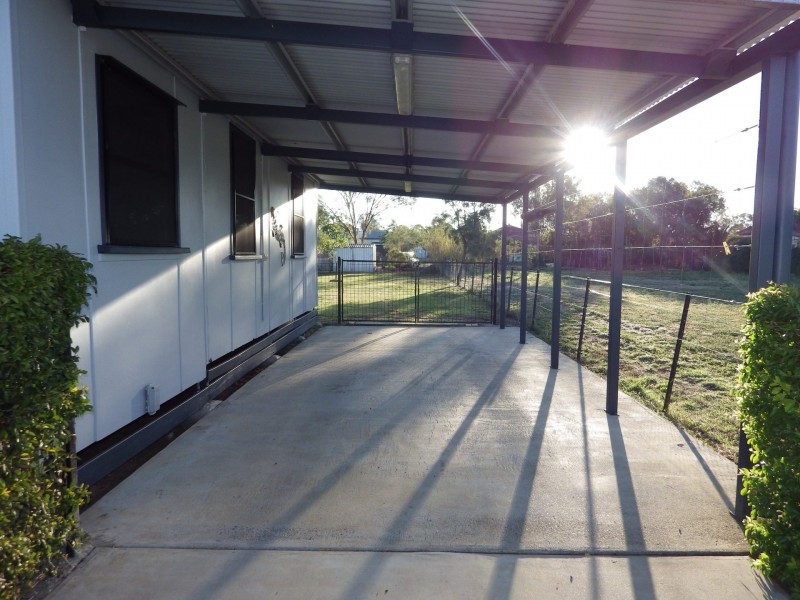 21 Spencer Street, Roma QLD 4455