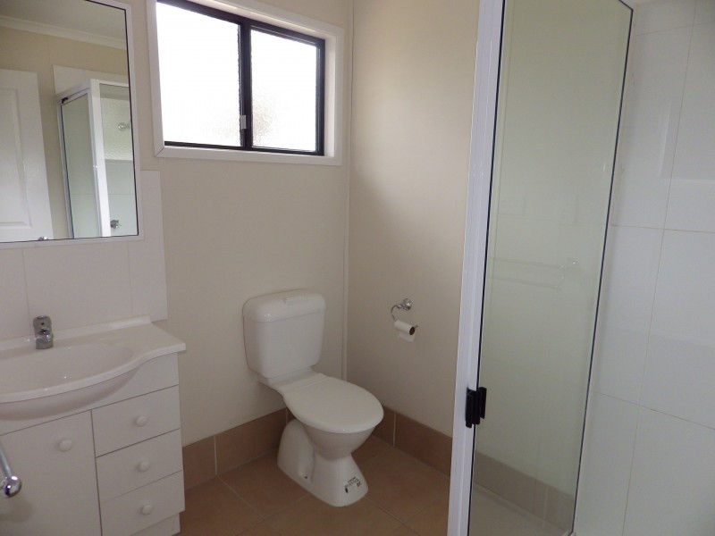 180a McDowall Street, Roma QLD 4455