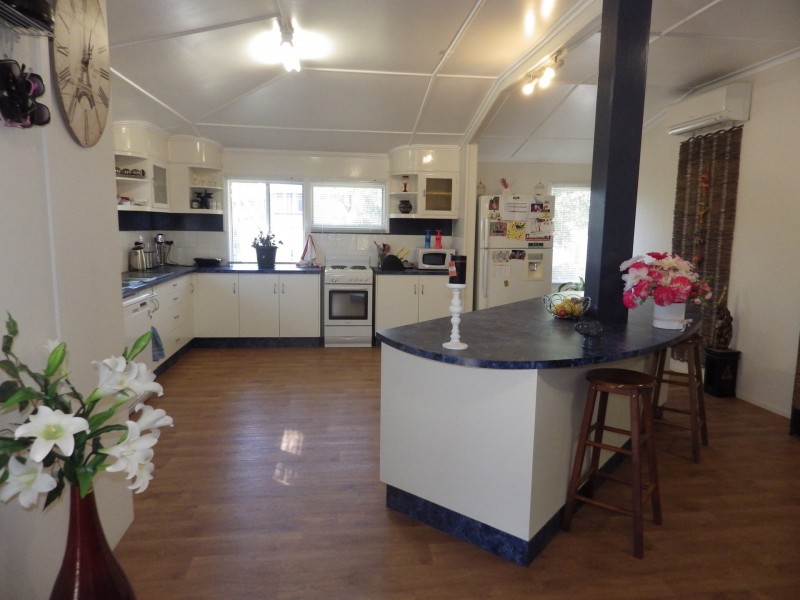 17 Arthur Street, Roma QLD 4455
