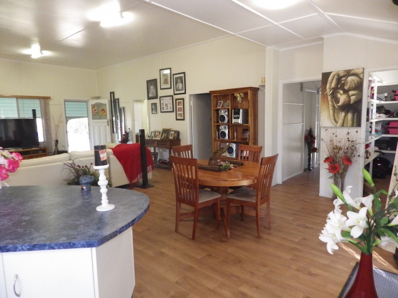 17 Arthur Street, Roma QLD 4455
