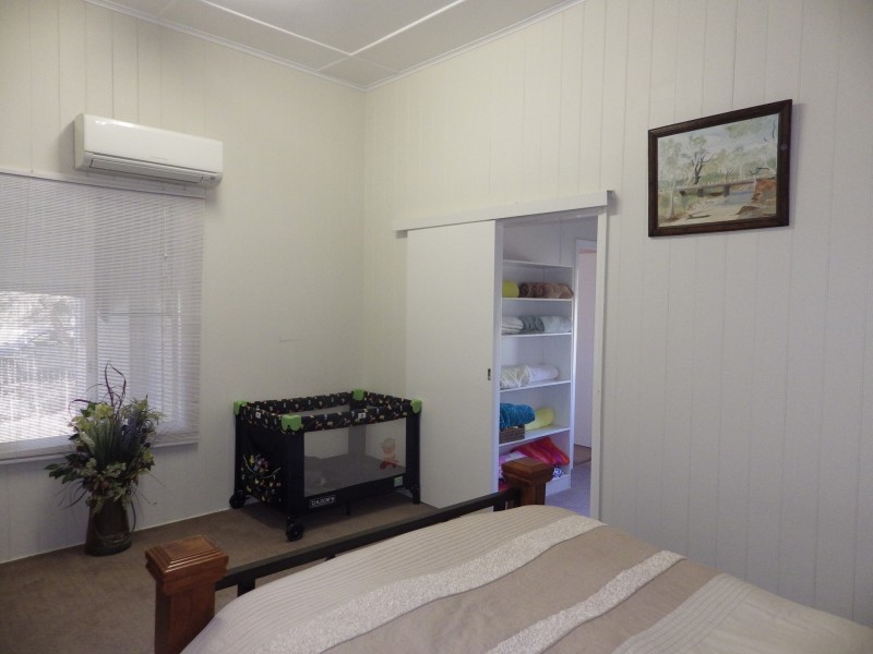 17 Arthur Street, Roma QLD 4455