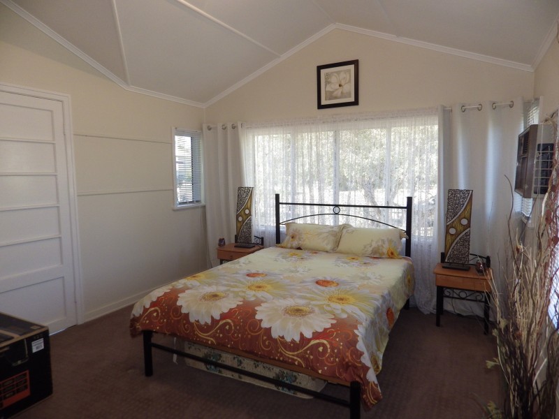 17 Arthur Street, Roma QLD 4455