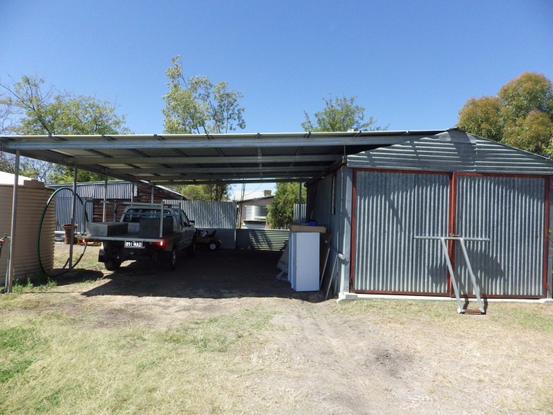 21 Ronald Street, Injune QLD 4454