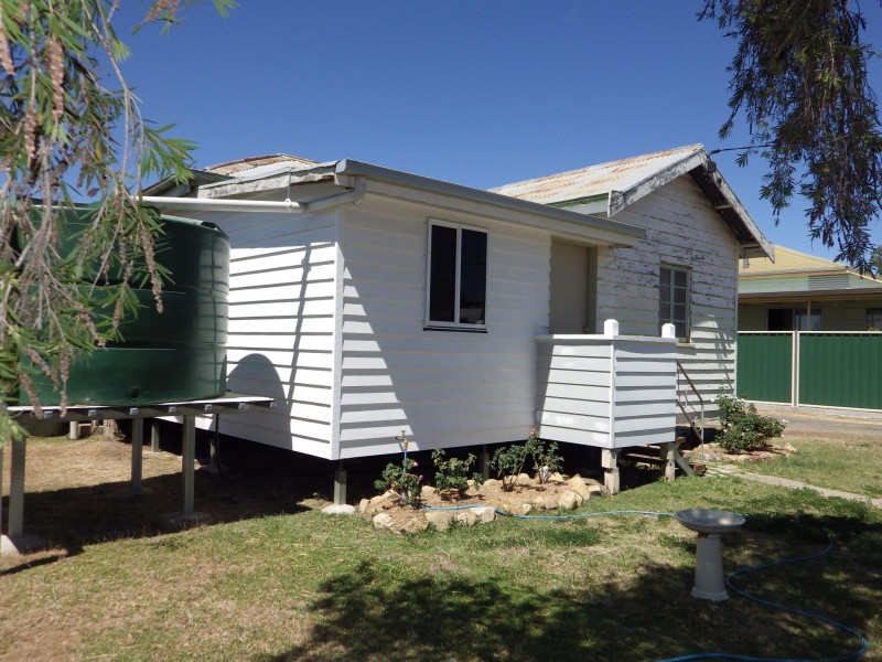 21 Ronald Street, Injune QLD 4454