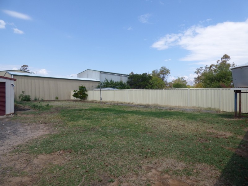 22 Feather Street, Roma QLD 4455