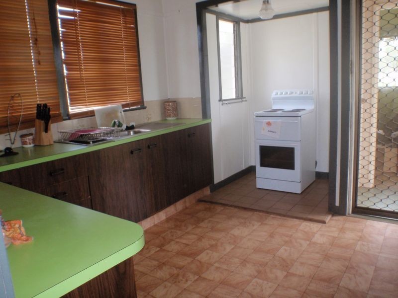 110 Miscamble Street, Roma QLD 4455