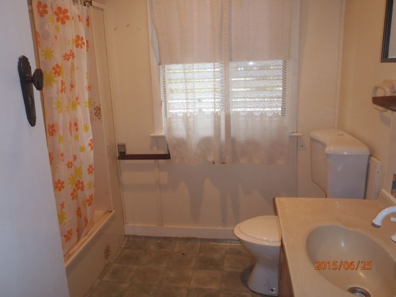 110 Miscamble Street, Roma QLD 4455