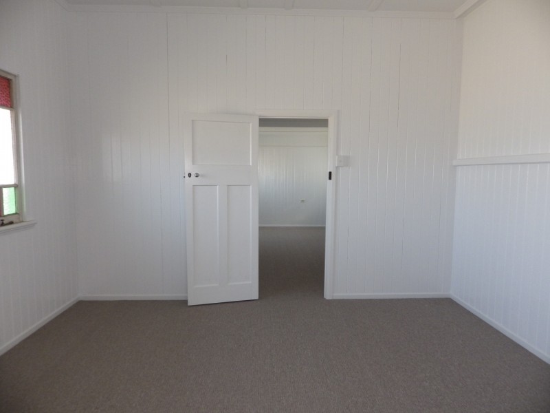 49 Russell Street, Wallumbilla QLD 4428