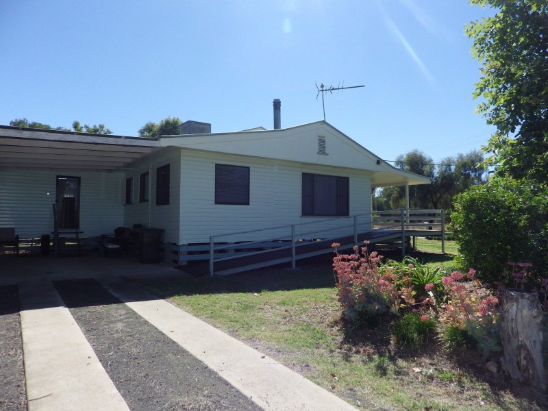 87 Louisa Street, Mitchell QLD 4465