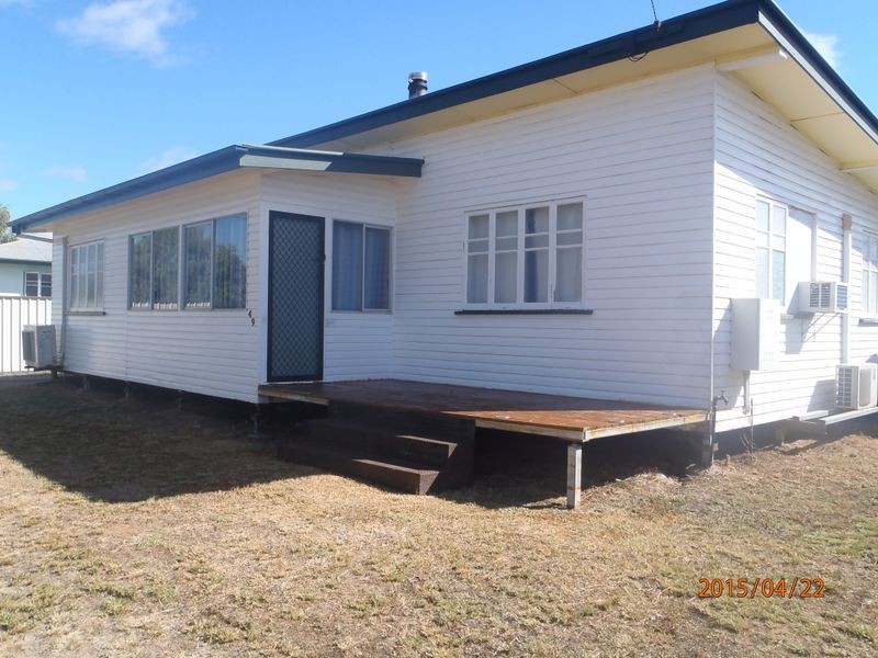 49 Raglan Street, Roma QLD 4455