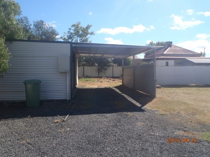 49 Raglan Street, Roma QLD 4455