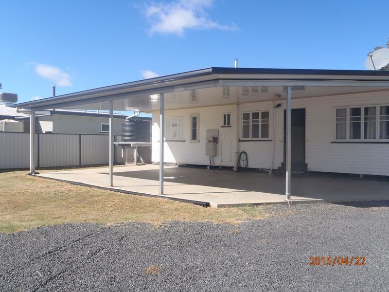 49 Raglan Street, Roma QLD 4455