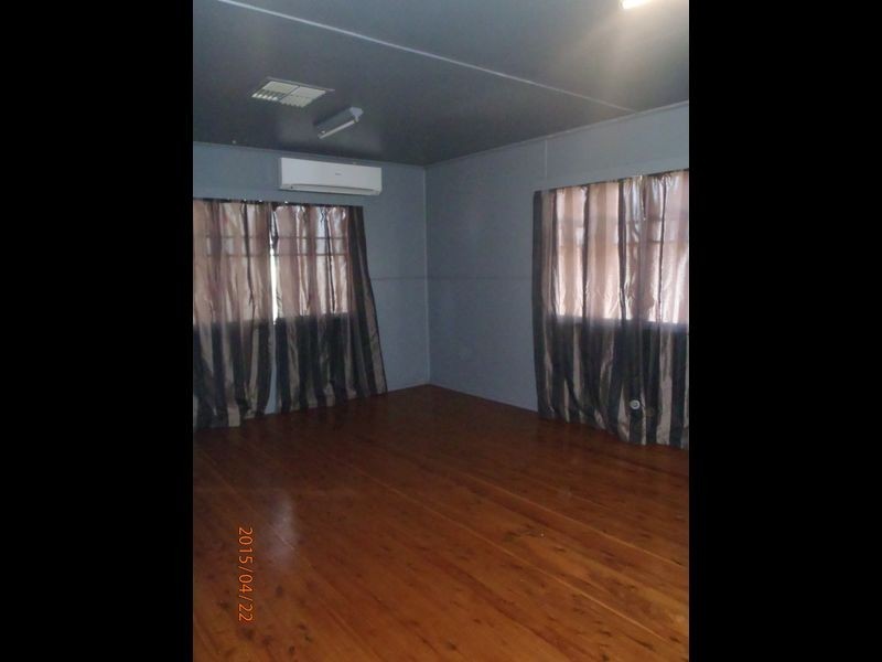 49 Raglan Street, Roma QLD 4455