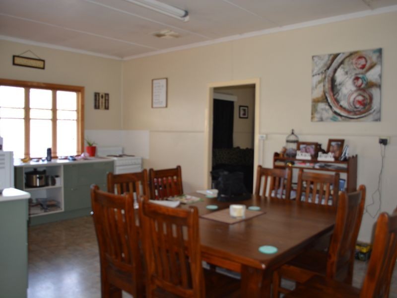 193 McDowall Street, Roma QLD 4455