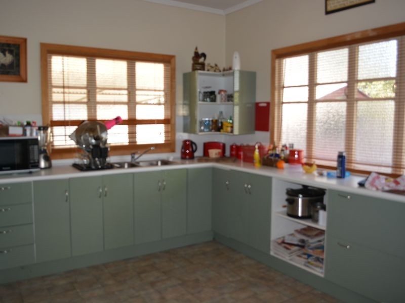 193 McDowall Street, Roma QLD 4455