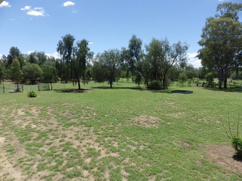 63 Eton Street, Mitchell QLD 4465