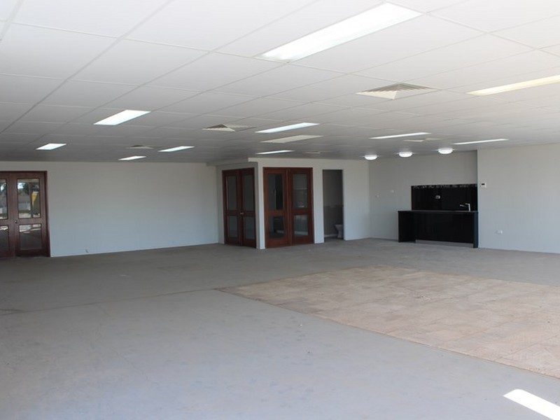 110 Raglan, Roma QLD 4455