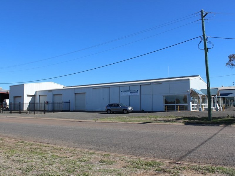 110 Raglan, Roma QLD 4455