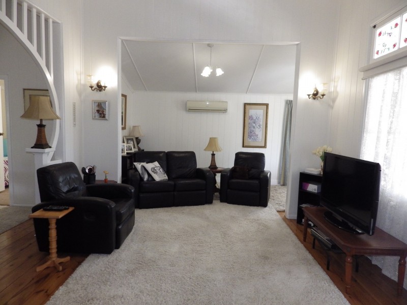 12 Mayne Street, Roma QLD 4455