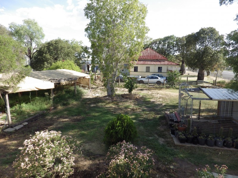 12 Mayne Street, Roma QLD 4455