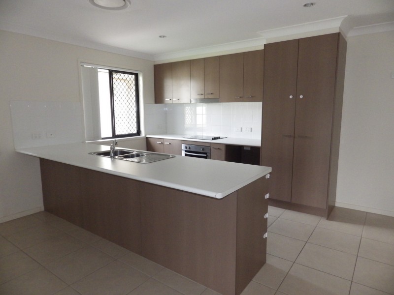 13 Courtney Street, Roma QLD 4455