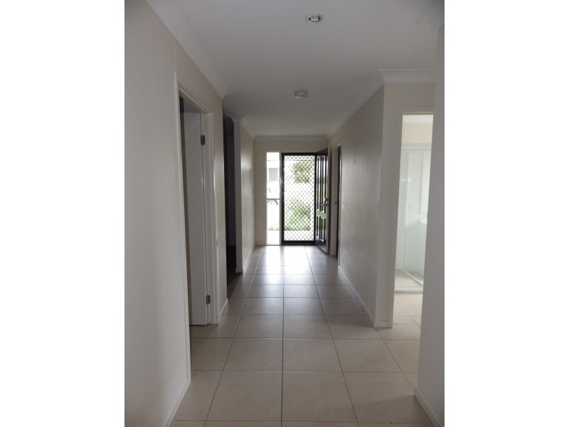 13 Courtney Street, Roma QLD 4455