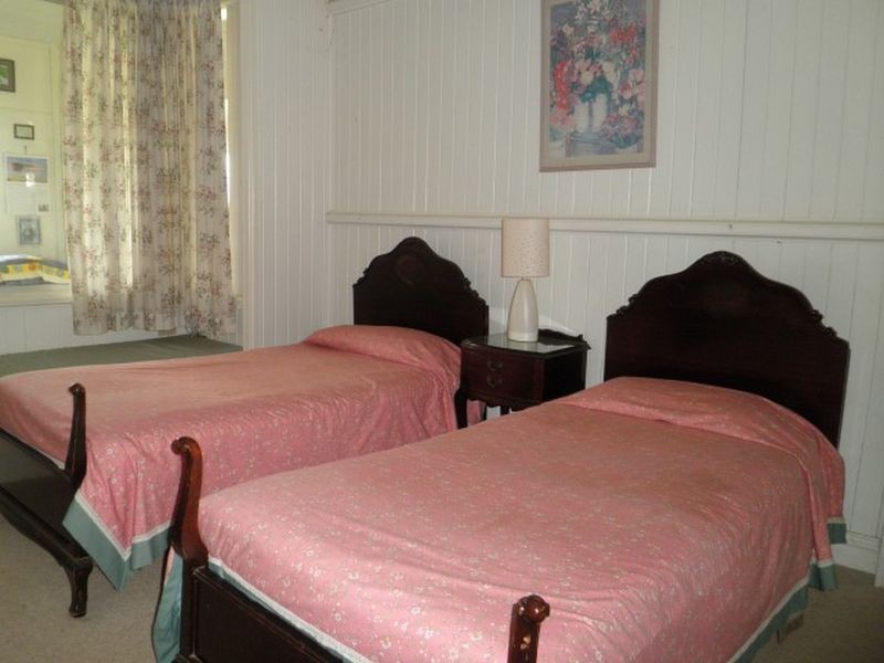 146a Northern Road, Roma QLD 4455