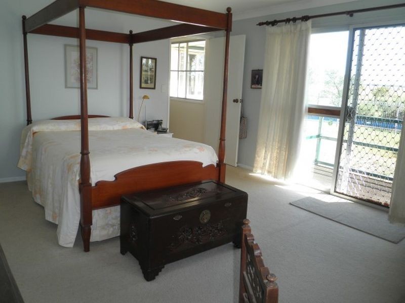 146a Northern Road, Roma QLD 4455