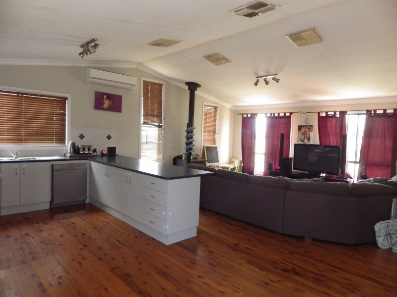 111 Quintin Street, Roma QLD 4455