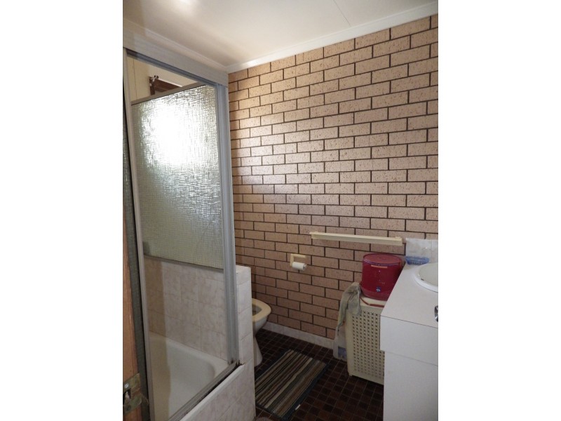 59 Charles Street, Roma QLD 4455