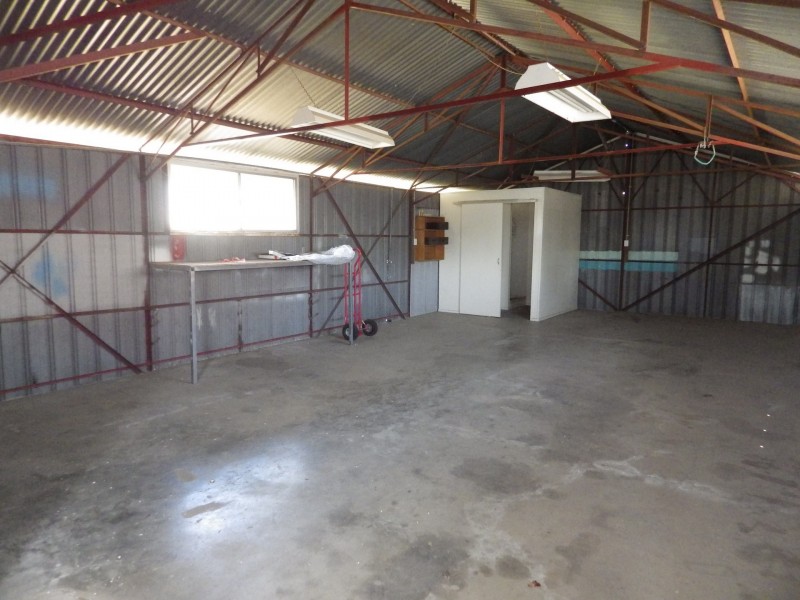 124 Currey Street, Roma QLD 4455