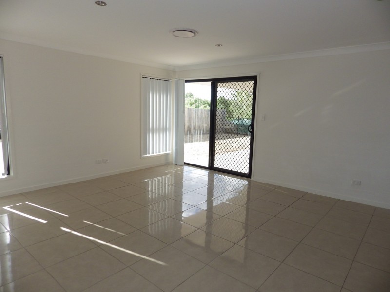 19 Wheeler Drive, Roma QLD 4455