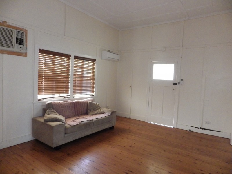 14 Arthur Street, Roma QLD 4455