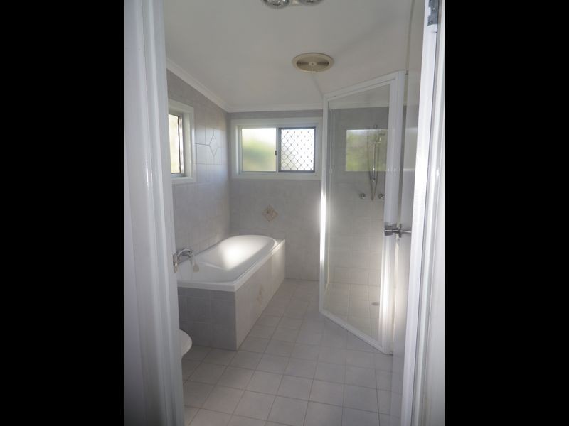 34 Derry Street, Roma QLD 4455