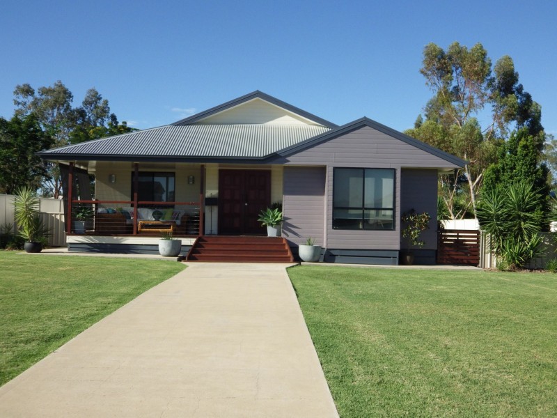 1 Norman Court, Roma QLD 4455