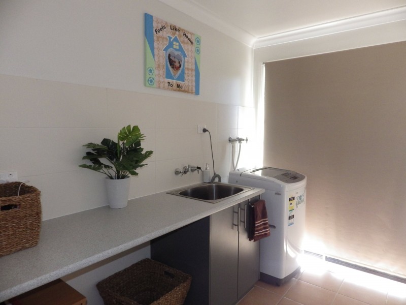 1 Norman Court, Roma QLD 4455