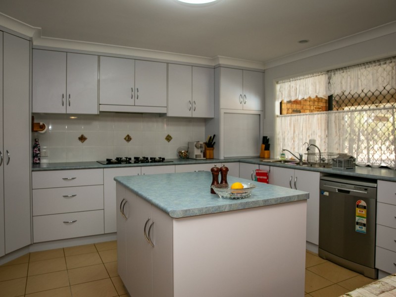 2-4 Miscamble Street, Roma QLD 4455