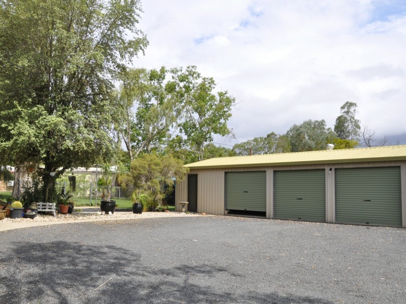 2-4 Miscamble Street, Roma QLD 4455
